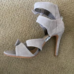 Schultz bow suede heels